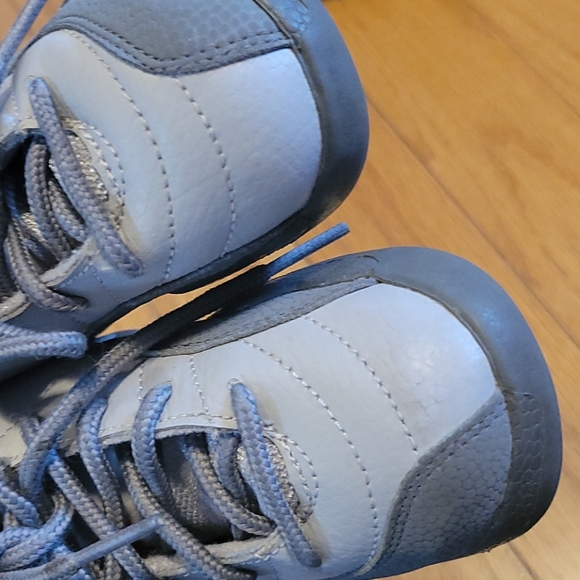 Retro 12 - Picture 6 of 10